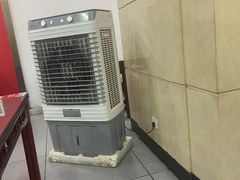 -牛一嘴·兰州牛肉面·大盘鸡(财富中心店)