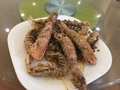 -顺峰渔港中国人的餐厅