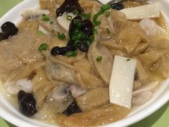 特色油面筋炒素-君来梁溪饭店-餐厅