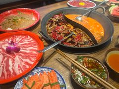 -萍姐火锅·公路夜市(武汉首店)