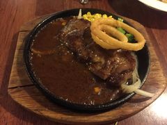 -玛格萝妮比萨屋(四平店)