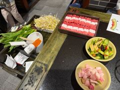 -宽板凳老灶火锅(台湾街店)