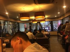 大堂-星巴克(北京南站第三店)