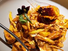 敲糖棒棒鸡-辛香汇·现炒川菜(淮海路百盛店)
