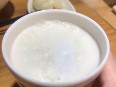 现磨豆浆-凤起龙游老面包子(凯德晶品店)