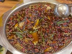 -乡土特色.冷锅鱼.牦牛肉汤锅