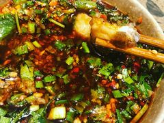 -肖肖酸萝卜鱼火锅(总店)