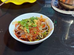 -烤肉小伙烤肉店