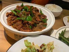 -胡子大厨·超级小炒肉(晶耀前滩店)