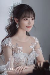 -艾米丽婚纱礼服