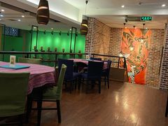 大堂-香巴拉云南餐厅(华莱坞店)