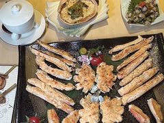 -鱼四季(五彩世界店)