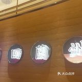 不得不感叹，饶是兰州牛肉面它来了无锡也得接地气做成甜口