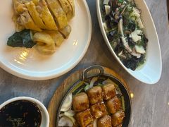 -侬佳蒸菜馆(听潮店)