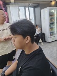 -藤野造型烫发染发