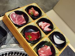 -匠牛亭·锅物烧肉放题自助(昆百大·泰业城店)