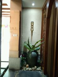 -蕾蕾美颜美容美体