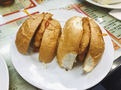 猪扒包-华星冰室(湾仔店)