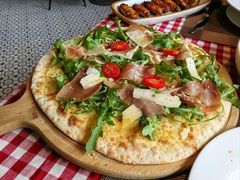 -自然食集西餐厅(泰晤士小镇店)