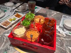 -禄婶鸡煲·打边炉