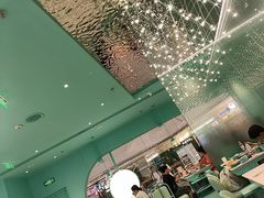 -季季红火锅(柳州城中万达二店)
