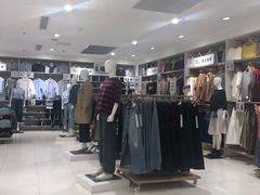 -优衣库(武汉国际广场店)