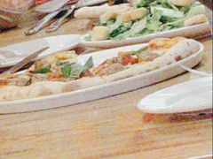 -城市大道红炉披萨烘焙坊