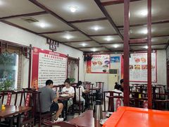 -湖南人家湘菜馆(镇江路店)