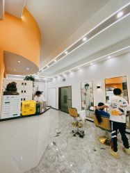 -V8潮牌·接发烫染连锁