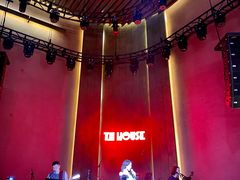 -TZ House音乐现场(来福士中心店)
