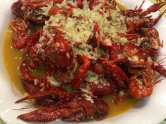 -扒虾小妹儿麻辣海鲜(宏图街店)