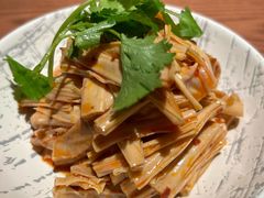 -荣家黄鱼面(前滩太古里店)