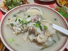 -老方桌烂蹄花川菜馆(九龙坡店)