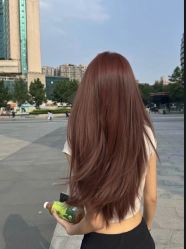 -镁连社·美联社