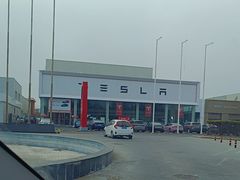 -TESLA 特斯拉(北京南四环中路特斯拉中心)