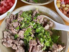 -大众跷脚牛肉馆·非遗传承单位(峨眉山店)