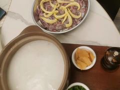 -山顶沙河粉-粤菜馆(凯旋店)