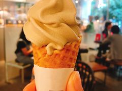 -喜茶(上海打浦桥日月光gelato lab+店)