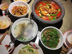 -老湖南民间菜·牛肉十八炒(花都店)