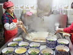 -镇南锅盖面馆(解放路店)