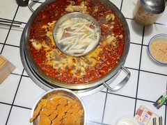 -巴隆门重庆老火锅(太湖路店)