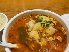 -渝是乎川渝小炒(新世界百货望京店)