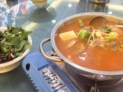 红酸汤带皮牛肉-黔人百味.贵州菜