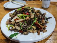 -蒙艾里民族传统菜蒙餐