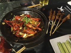 -何师烧烤·香辣蟹·川菜·30年老品牌(太古里旗舰店)