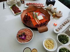 -墨居上隐·院子里火锅(峨眉店)