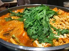 部队年糕鸡肉火锅-花腰餐吧Bistro烧烤 傣味(传媒大学店)