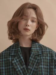-镁连社·美联社