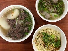 -阿波潮汕牛肉火锅·汤粉面(拱北店)
