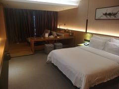 -优逸酒店(柳州窑埠古镇万象城店)